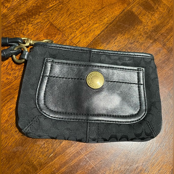 Coach wristlet black with coach Cs! - Picture 2 of 3